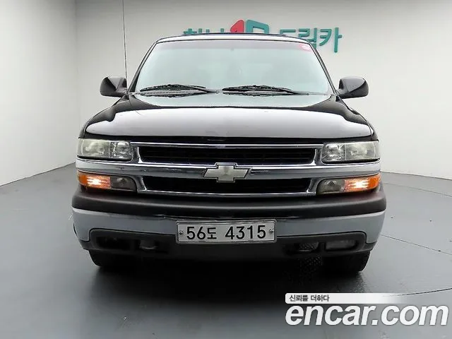 Chevrolet Tahoe 2000 — photo 1