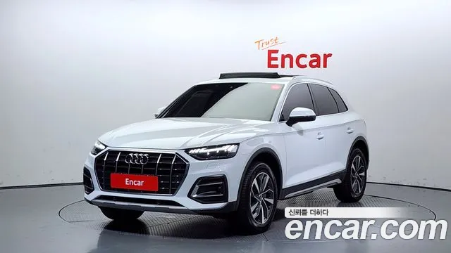 Audi Q5 2023 — photo 1