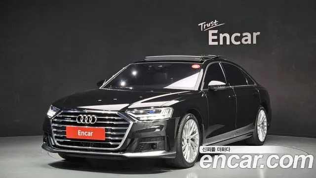 Audi A8 2021 — photo 1