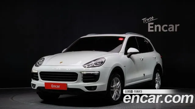 Porsche Cayenne 2015 — photo 1