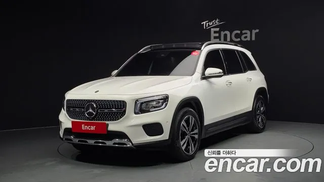 Mercedes-Benz GLB-Class 2021 — photo 1