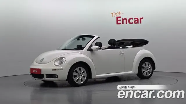 Volkswagen Beatle 2011 — photo 1