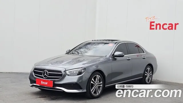 Mercedes-Benz E-Class 2021 — photo 1