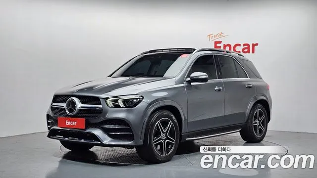 Mercedes-Benz GLE-Class 2021 — photo 1