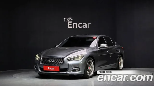 Infiniti Q50 2016 — photo 1