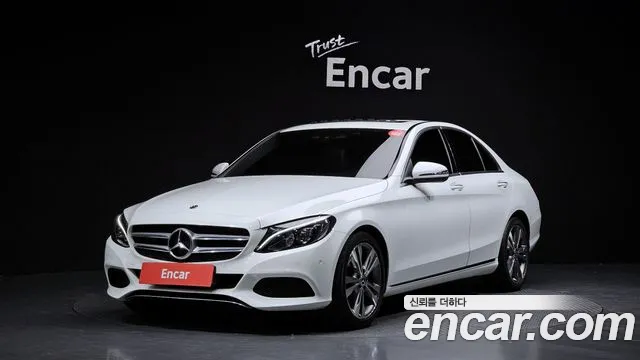 Mercedes-Benz C-Class 2018 — photo 1