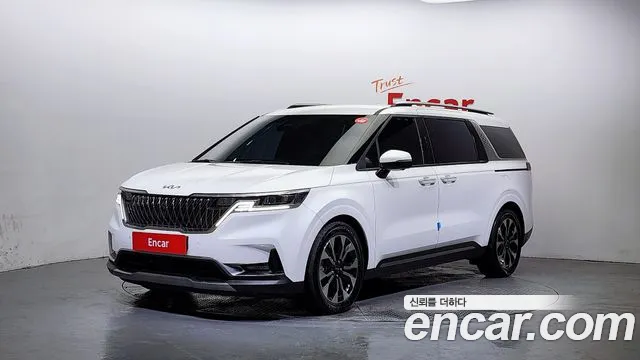 Kia Canival 2022 — photo 1