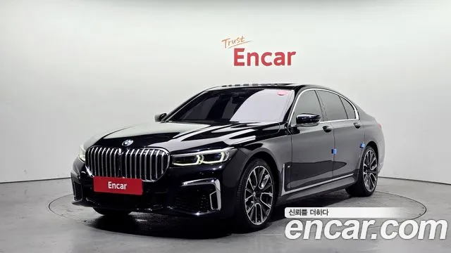 BMW 7-Series 2021 — photo 1