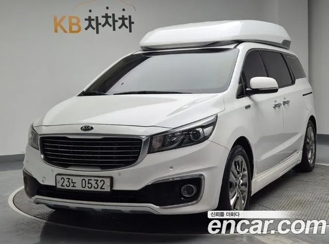 Kia Canival 2016 — photo 1