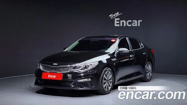 Kia K5 2019 — photo 1