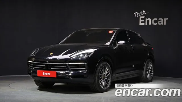 Porsche Cayenne 2022 — photo 1