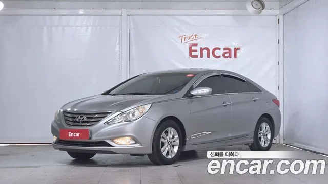 Hyundai Sonata 2011 — photo 1