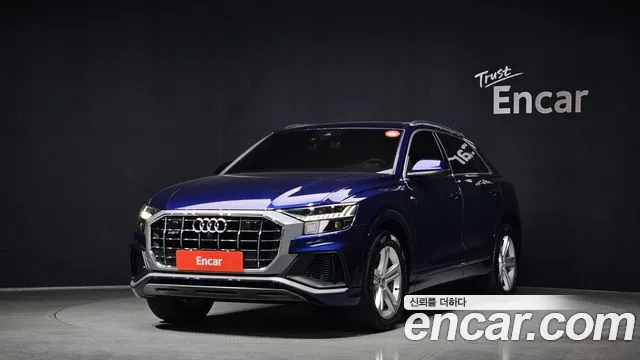 Audi Q8 2021 — photo 1