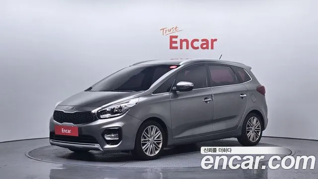 Kia Carens 2018 — photo 1