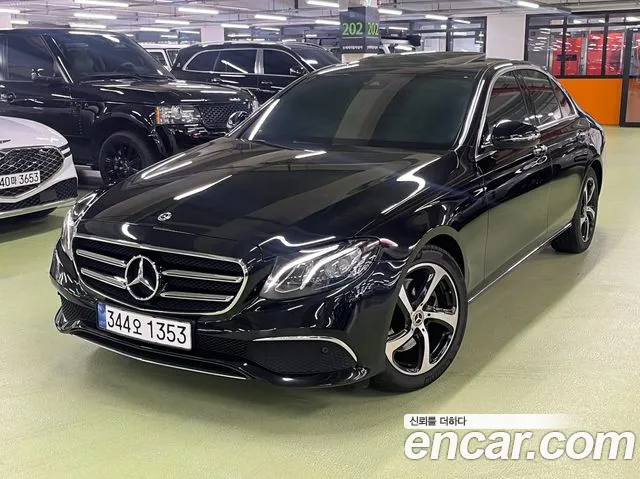 Mercedes-Benz E-Class 2020 — photo 1