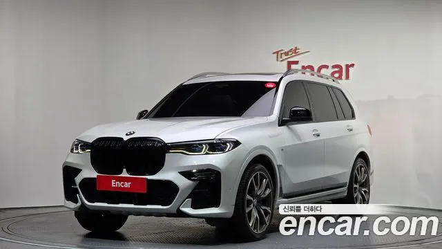 BMW X7 2022 — photo 1