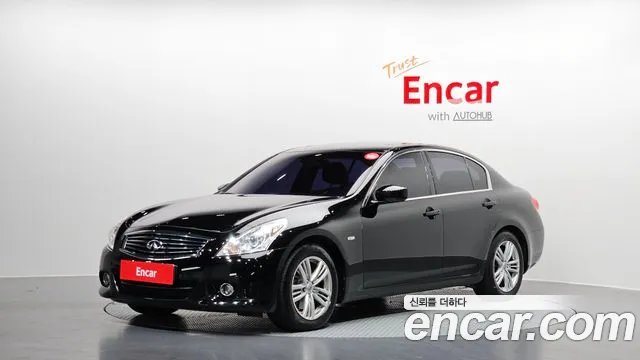 Infiniti G 2011 — photo 1