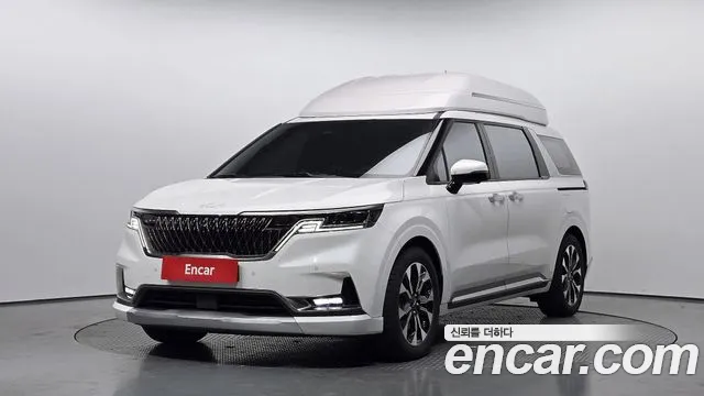 Kia Canival 2022 — photo 1