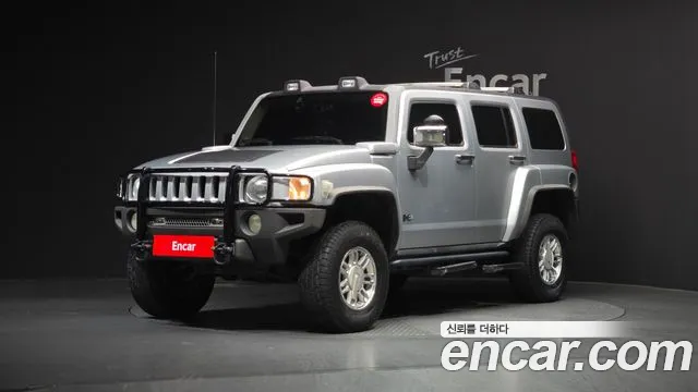 Hummer H3 2007 — photo 1
