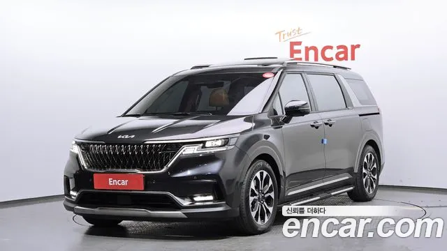 Kia Canival 2022 — photo 1