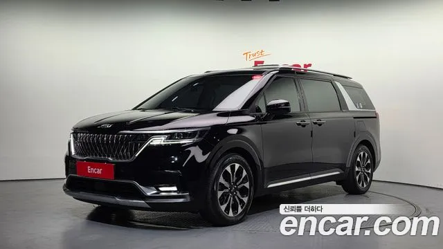 Kia Canival 2021 — photo 1