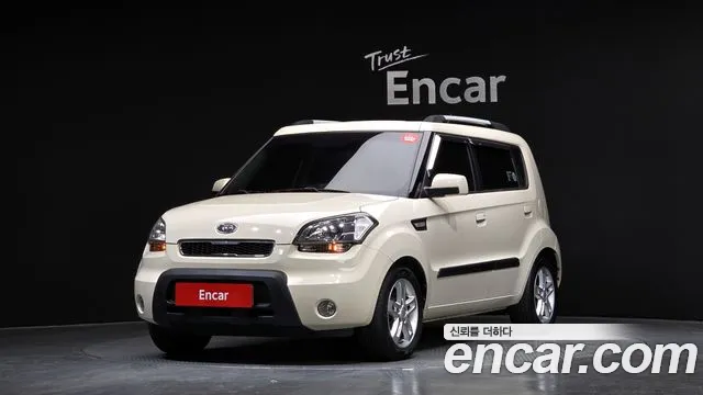 Kia Soul 2010 — photo 1