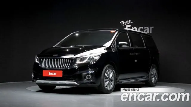 Kia Canival 2015 — photo 1