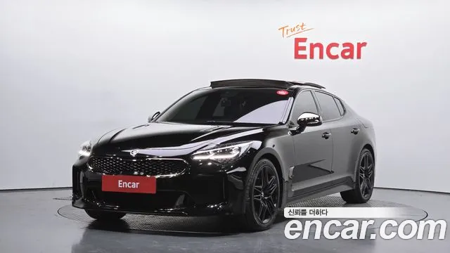 Kia Stinger 2018 — photo 1