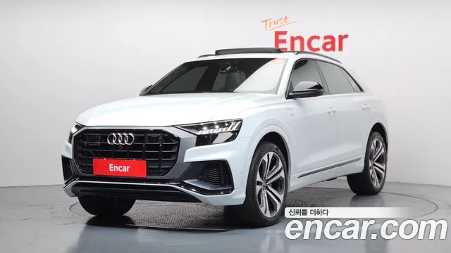 Audi Q8 2023 — photo 1
