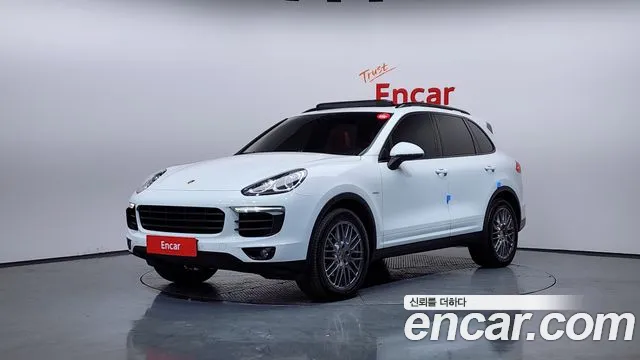 Porsche Cayenne 2016 — photo 1