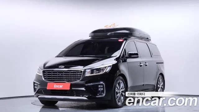 Kia Canival 2019 — photo 1