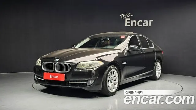 BMW 5-Series 2012 — photo 1