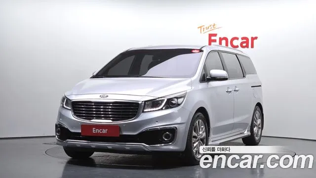 Kia Canival 2015 — photo 1