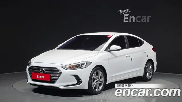 Hyundai AVANTE 2018 — photo 1
