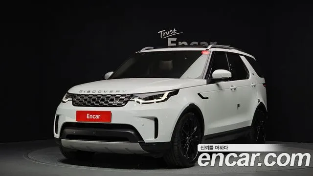 Land Rover Discovery 2022 — photo 1