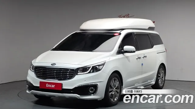 Kia Canival 2016 — photo 1