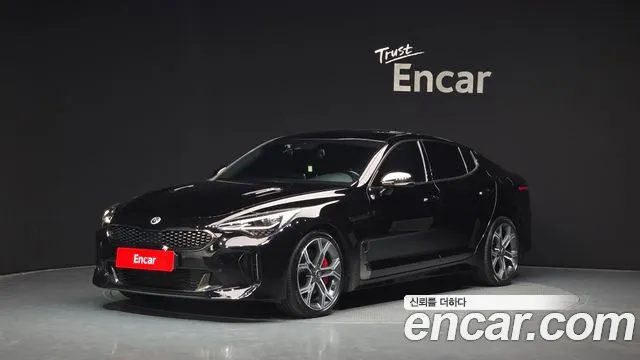Kia Stinger 2019 — photo 1
