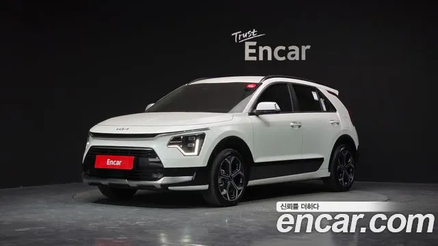Kia Niro 2025 — photo 1