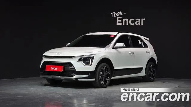 Kia Niro 2025 — photo 1
