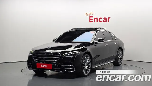 Mercedes-Benz S-Class 2023 — photo 1