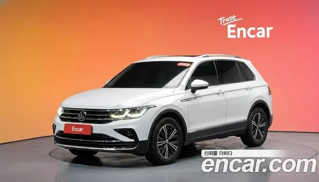 Volkswagen Tiguan 2021 — photo 1