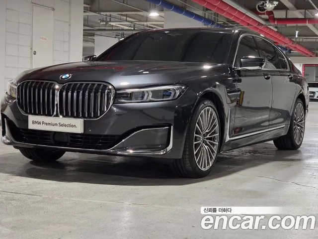 BMW 7-Series 2021 — photo 1