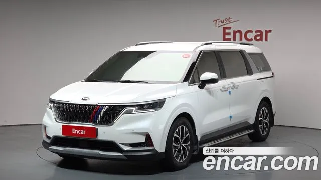 Kia Canival 2021 — photo 1