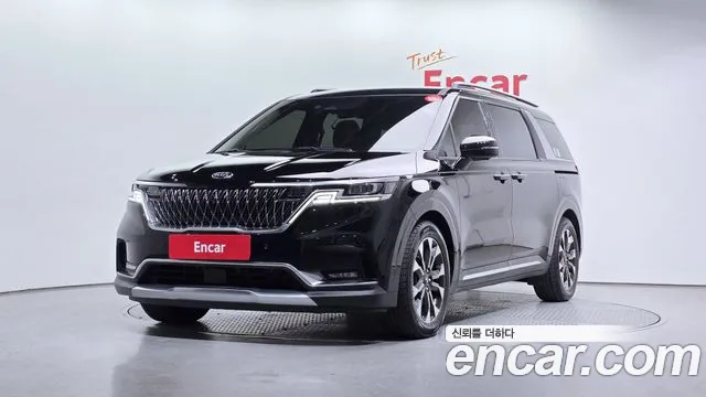 Kia Canival 2021 — photo 1