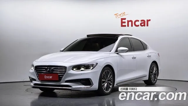 Hyundai Grandeur 2018 — photo 1