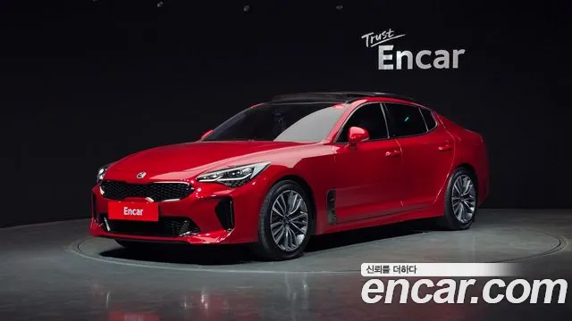 Kia Stinger 2018 — photo 1