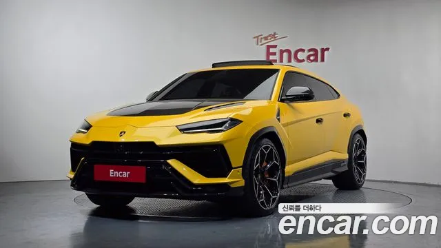Lamborghini Urus 2024 — photo 1