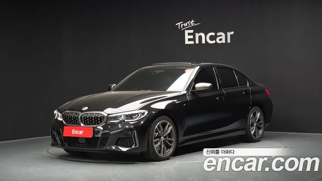 BMW 3-Series 2022 — photo 1