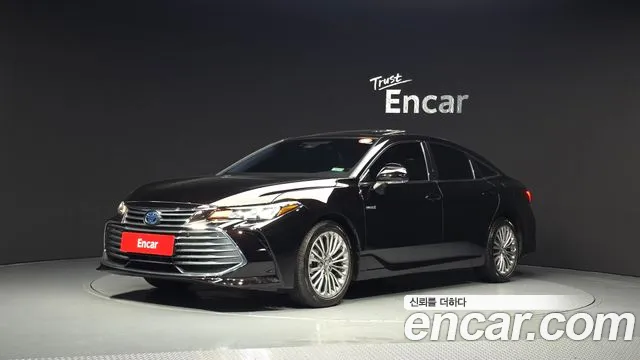 Toyota Avalon 2019 — photo 1
