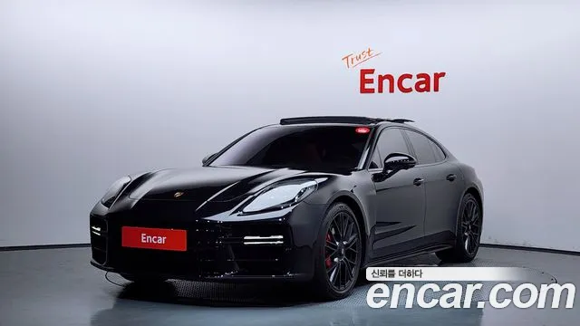 Porsche Panamera 2025 — photo 1